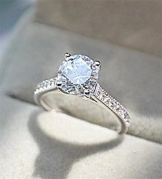 Simple Fashion Unique Jewellery Real 925 Sterling Silver Round Cut White Topaz CZ Diamond Gemstones Women Wedding Bridal Ring For Lo2965554