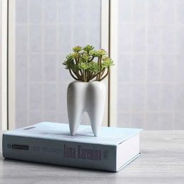 Planters Pots Ceramic Teeth Pots for Plants Flower Arrangement Vases Desktop Succulent Pot Indoor Houseplant Home Decor Artwork Ornaments