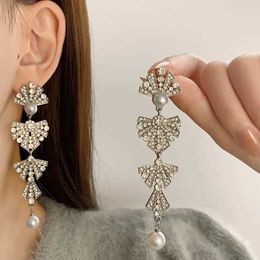 Dangle Chandelier Inlaid Rhinestone Bow Pearl Earrings for Women 2024 New Fashion Luxury Drop Earrings Personality Sparkle Unique Wedding Jewellery