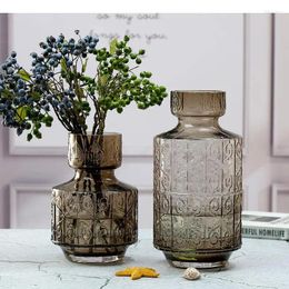 Vases Creative Brown Relief Glass Vase Hydroponic Flower Pots Desk Decoration Artificial Decorative Floral Arrangement