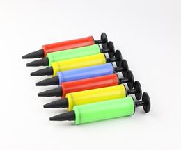 Balloon pump Mini Plastic Hand Held Ball Party Balloon Inflator Air Pump Portable Useful Balloon Decoration Tools c5046376950