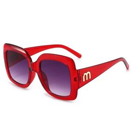 Sunglasses Woman blue big face sunglasses Gilded letters wide-leg sunshade mirror Modified face color changing mirror glasses