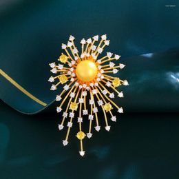 Brooches ThreeGraces Luxury Shiny Fireworks Zircon Yellow Simulated Pearl Brooch Women Party Coat Sweater Pin Clothing Accessories XZ032