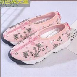Casual Shoes 024 Spring And Summer Handmade Beads Sequin Flowers Flower Diamond Embroidered Feet Flat Bottom Sports Leisure Ladies Si