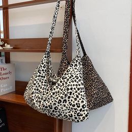 Shopping Bags Casual Warm Canvas Tote Handbag For Women Vintage Leopard Shoulder Bag Femals Large Soft Woollen Cloth Shopper