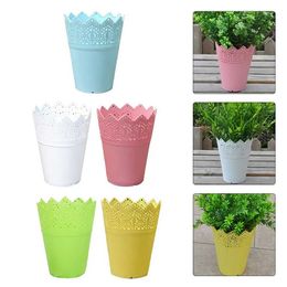 Planters Pots Flower Pot Lace Pierced Flower Vase Storage Plastic Hollow Flower Holder Potted Plant Pot Crown Home Desk Accessory