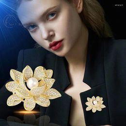 Brooches Pearl Rhinestone Lotus Brooch High-end Design Sense Corsage Niche Small Fragrance Pin