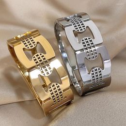 Bangle AENSOA Punk Vintage Hollow Link Buckle Stainless Steel Wide Bangles Bracelets For Women Chunky Gold Plated Charm Chic Jewellery