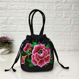 Retro Embroidery Satin Silk Drawstrings Handbags Flower Storage Bags Hanfu Women Purse Wallets Bucket Bag Lunch Shopping 240429