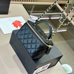 LOULS VUTT Designer Clutch Bag Woc Cosmetic Matel Hardware Handle Luxury Crossbody Bag Diamond Lattice Shopping Shoulder Chain Real Lea Uxqf