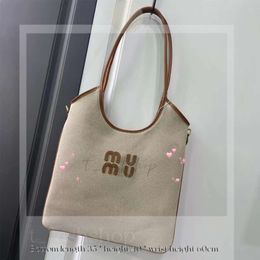 Mui Mui Bag Leather Bag Hobo Travel Designer Underarm Shopper Bags Premium Crossbody Clutch Handbang 160