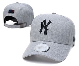 Classic High Quality Street Ball Caps Fashion Baseball hats Mens Womens Luxury Sports Designer Caps Adjustable Fit Hat Y14