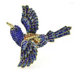 Brooches Wuli&baby Vintage Big Flying Bird For Women Luxury Shining Blue Animal Party Office Brooch Pins Gifts