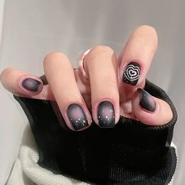 24pcs Black Short Ballet False Nails with Glue French Design Detachable Fake Art Heart Full Cover Press on Tips 240423