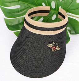 Popular cute bee hats fashion luxury designer summer outdoor beach grass braided casual baseball ball caps for women female4272800