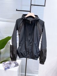 Men's Designer Hoodie Jackets Tech Nylon Waterproof Zipper Oversized Athleisure Top Sports Thin Bomber Jackets Coats Brand Softshell Jacket