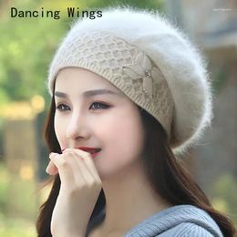 Berets Beret Women Winter Hat Beanie Warm Knit Flower Double Layers Soft Thick Thermal Snow Skiing Outdoor Hats For Female Caps