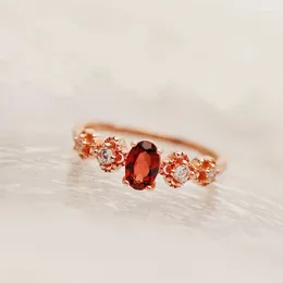 Cluster Rings Japanese Light Luxury Inlaid Imitation Pigeon Blood Ruby Zircon Ring Versatile For Women High-end Fashion Temperament Open