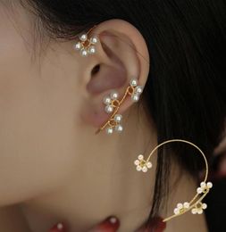 Stud Fashion Design Women 2pcs Pearl Flower Fairy Earring No Pierced Retro Jewellery Gifts Daily Accessories7934188