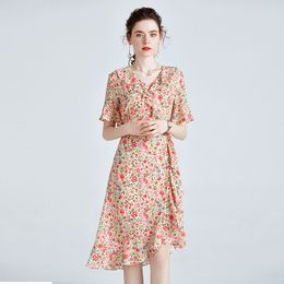 2024 high-end Mulberry Silk Dress Summer New Slim Fashion Slim French Ruffled Silk Floral A-Line Skirt v-neck small waist waist designer dresses for women floral dress