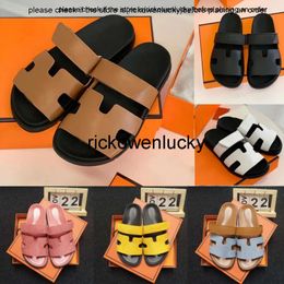 h Chypre Slippers Beach Flat Sandal Summer Lady shoes black white pink green Men Women Top Quality Leather Sandals Size 35-45 5M9C