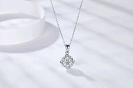 Fashion Accessories Women Jewellery White Gold Plated 925 Sterling Silver 1ct VVS Moissanite Pendant Necklace