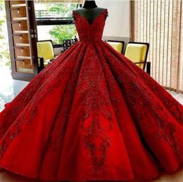 Red Carpet Prom Dresses Sheer Neckline Jewel 3D Appliques Ball Gown Bridal Dress Satin Lace Up Back Evening Dress Elegant Women Ve3984324