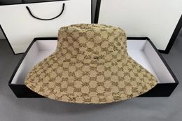 Desingers bucket hats Luxurys Wide Brim Hats solid colour letter sunhats fashion Party trend travel buckethats High Quality hundre8122495