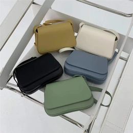 Shoulder Bags The Simple Solid Colour 2024 Wave Arc Bottom Flip Cover One Slanted