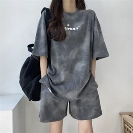 Petite Womens Suits Thin Loosefit Casual Short Sleeve Tshirt Base Layer Top Shorts Set Summer 2piece Suit Tie Dyeing 240423