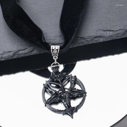 Pendant Necklaces Gothic Black Hip Hop Choke Necklace Men And Women Halloween Party Fine Jewellery