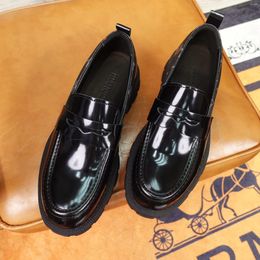 Dress Shoes European Station High-end Tide Brand Thick-soled Loafers Men Wearing A Small Business Casual Autumn To Work And Get Marrie