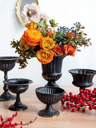 Vases Black Retro Iron Vase Decoration European High-end Creative Flower Pots Living Room Banquet Flowers Arrangement Vessels