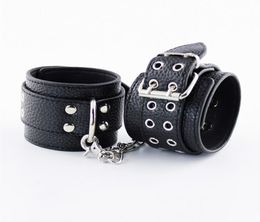 Handcuffs For Sex SM Bondage Gear BDSM Toys Wrist Cuffs Adult Adjustable Leather Hand Cuffs Femdom Sex Slave Bondage Restraints6960402