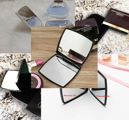 Classic Folding Double Side Mirror Portable Hd Makeup And Magnifying Mirror With Flannelette BagGift Box For VIP Client8171012