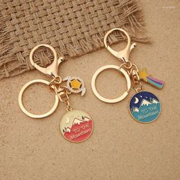 Keychains Mountain Metal Keychain Jewelry Pendant Ornament Charm Alloy Key Chain For Women Girl Gift Accessories