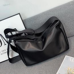 Shoulder Bags 2024 Wide Strap Messenger Bag Fashion Large Capacity Female Korean Version High Quality Ladies