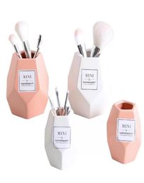 Makeup Brush Ceramic Storage Jar Pink Ceramic Storage Bottle Cosmetic Storage Organizer Pen Holder Desktop Ceramic Container2495319