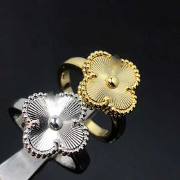 Classic 18k Gold Silver Clover Designer Ring for Woman High Grade Couple Chinese Nail Finger Rings Four Laser Wedding Anniversary Engagement Jewelry Gift KWLV