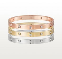 Love Screw Bracelet Designer Bracelets 10 Diamonds Bangle Luxury Jewellery Accessories Titanium Steel Alloy GoldPlated Never Fade N4608774