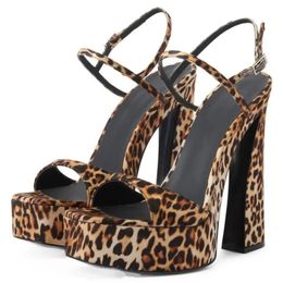 European and American Sexy Leopard Print Nightclub Runway Shoes Banquet Thick High Heels Soled Sandals 240418