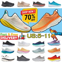 2024 scarpe firmate one bondi 8 scarpe da esterno da uomo sneaker da donna sneaker clifton 9 uomini addestratori maschi bianchi neri dimensioni 36-45