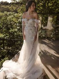 Newest Off The Shoulder Wedding Dresses A-Line Floral Appliques Lace Country Bridal Gown