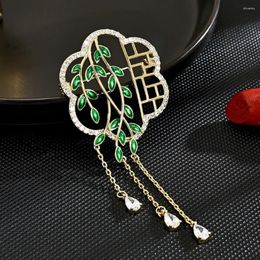 Brooches Flower Window Leaves Crystal Pendant Pins For Women Lady Fashion Clothing Suit Jewellery Accessories Corsages Gift