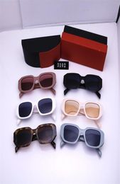 Designer Sunglasses Classic Eyeglasses Goggle Outdoor Beach Sun Glasses For Man Woman Mix Colour Optional Triangular signature with6065352