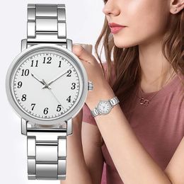 Wristwatches Couple Quartz Digital Watch Steel Strap Luxury Chronograph Ladies Gift Trend Female Nordic Minimalist Watches Reloj