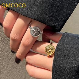 Cluster Rings QMCOCO Silver Color Creative Design Geometric Pattern Round Wide Ring Trend Simple Woman Index Finger Delicate Accessories