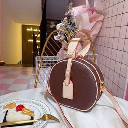 LOULS VUTT Round Bag Female Presbyopic High Quality Leather Shoulderbag Handbag Women Shoulder Bags Woman Worn Round Cakes Packages Gir Kmaa
