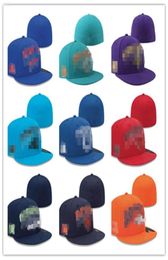 Men Baseball Fitted Hats Fashion Hip Hop Football Sport On Field Full Closed Design Caps Fan Mix Size 78 Sized Caps H51898097