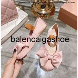 miui New Ballet shoes womens flat Oversize bow ballet shoes Bow tie silk satin one-line strap Mary Jane shoes ladies casual holiday shoes XO42 miumiuss